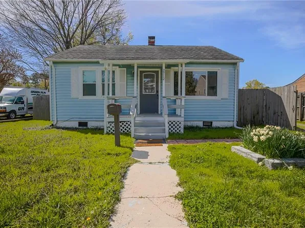 2712 Mark St, Chesapeake, VA 23324