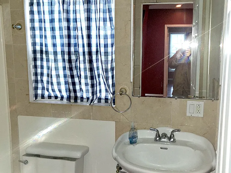 1305 Unity St — Photo 9