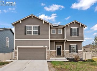 8250 Graphite Dr, Colorado Springs, CO 80938
