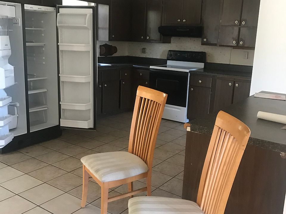 1st image of 407 N Warfield Ave