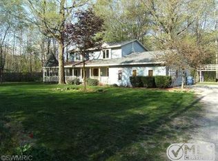 5454 Stringer Rd, Fruitport, MI 49415