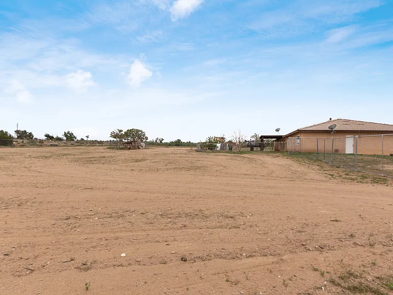 11375 Sunny Vista Rd — Photo 44