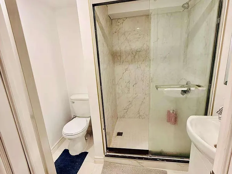 126 Mumbai Dr — Photo 13