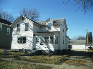 204 W Washington St, Monticello, IA 52310