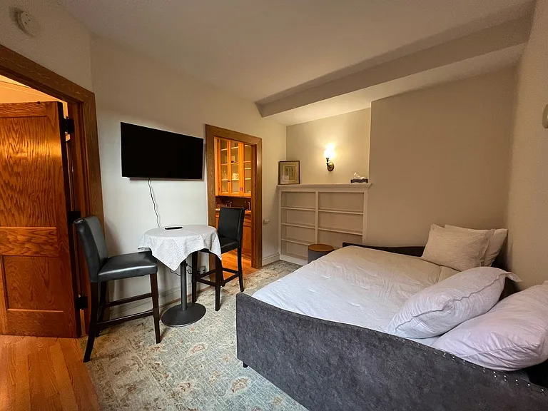 The EB Green Residence — Photo 41