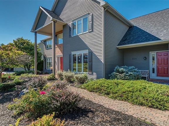 4th image of 8435 Prestwick Dr
