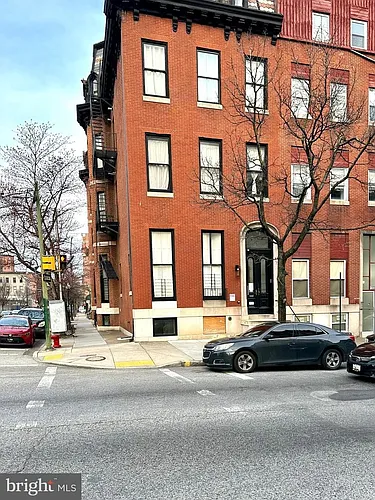 1200 Saint Paul St Photo 1