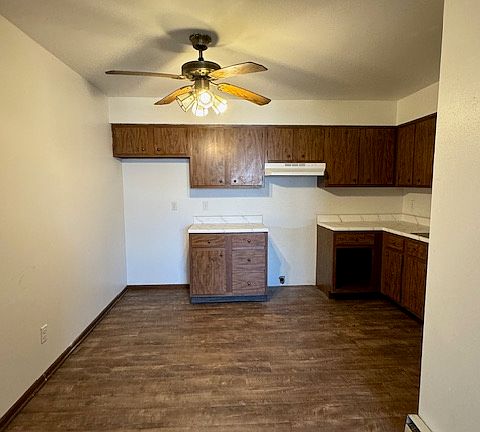 2nd image of 4456 Carthage Dr #7