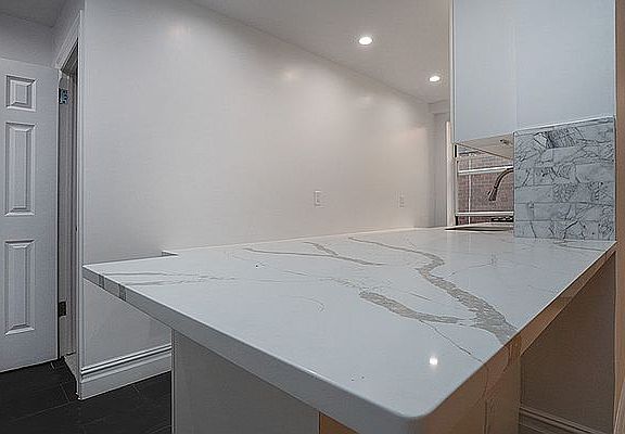 3rd image of 124 W 79th St APT 14A