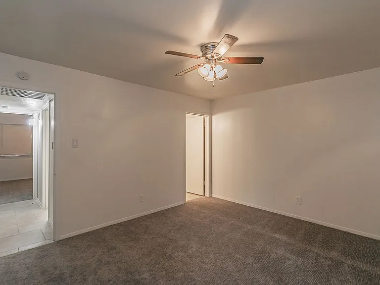 4808 Bryce Ave #4 — Photo 31