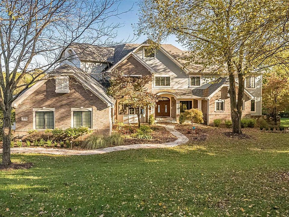 18926 Wild Horse Creek Rd, Chesterfield, MO 63005 Zillow