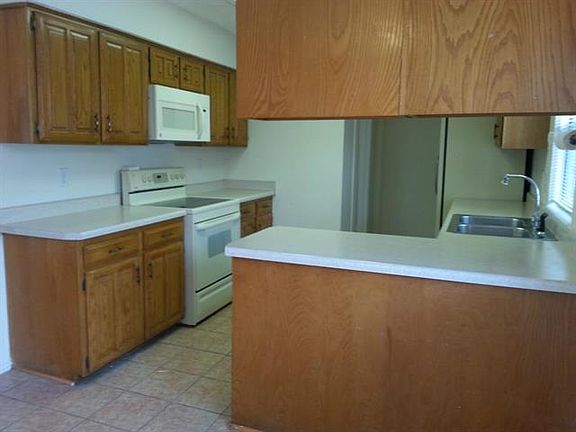 4th image of 6408 Brook Meadow Dr