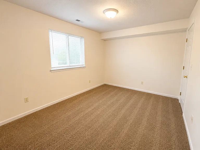 105 Wilson Ave #105C — Photo 5