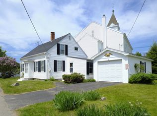 6 Marble Ave, Waldoboro, ME 04572
