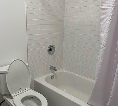 5th image of 4425 Ellenwood Dr