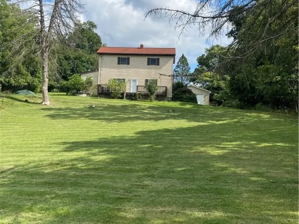 182 Upper Heckman Rd, North Versailles, PA 15137