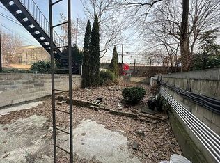 45 Vanderbilt Ave #1B, Brooklyn, NY 11205