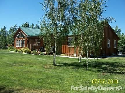 1st image of 303 Riverview Dr
