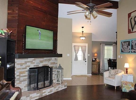 4th image of 1525 Summerwind Ln