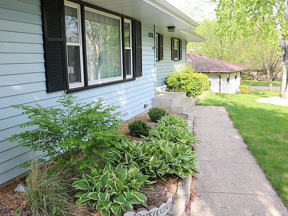 2nd image of 4320 Yale Dr