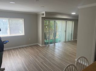 12309 Braxfield Ct APT 5, Rockville, MD 20852