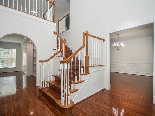 16907 Colony Terrace Dr, Sugar Land, TX 77479