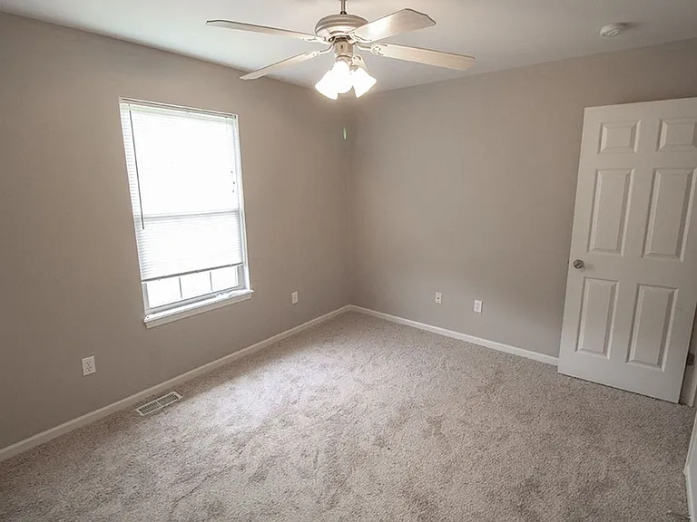 4014 Snowy Owl Dr — Photo 24