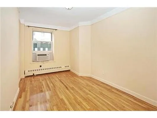 Rented by Douglas Elliman | media 20