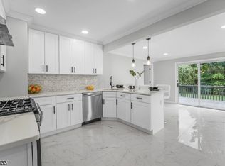 138 Merrill Rd, Clifton, NJ 07012