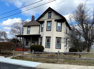 42 South St, Hampton, NJ 08827