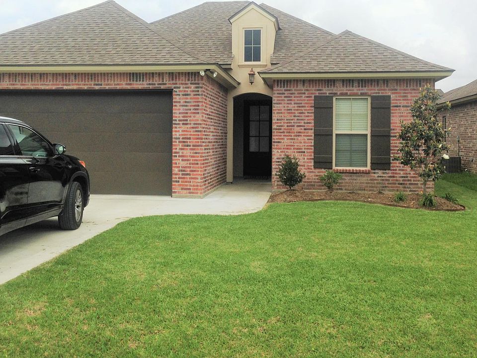 1st image of 122 Sugarcreek Dr