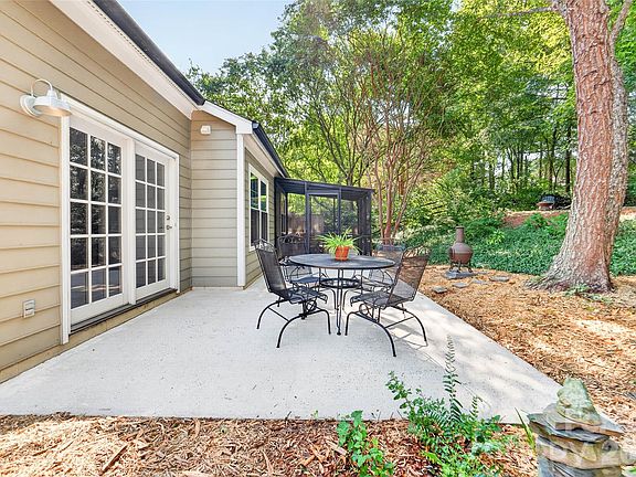5th image of 10316 Bon Meade Ln