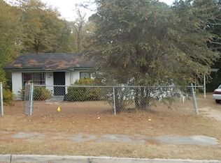 1506 McLean St, Douglas, GA 31533