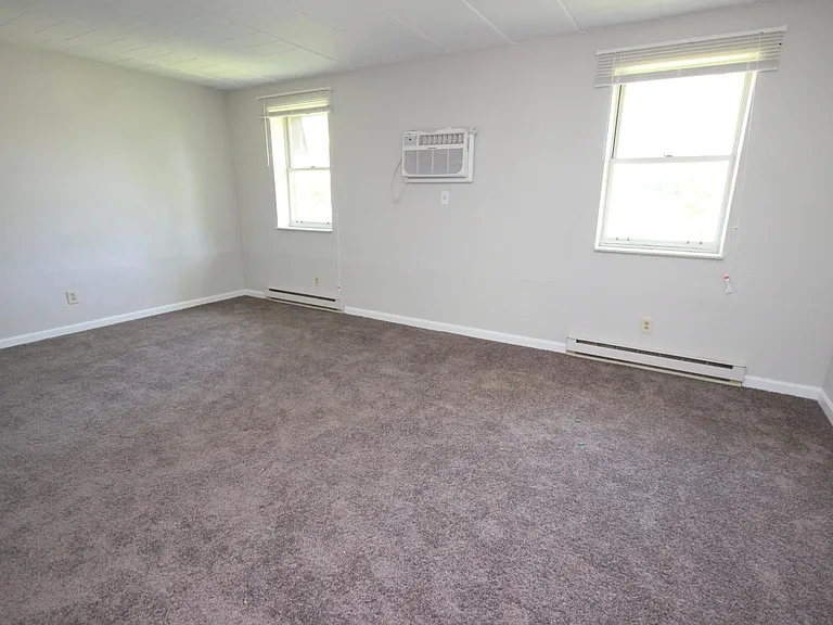 1BR With Balcony