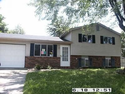 2nd image of 3006 Falcon Bridge Dr