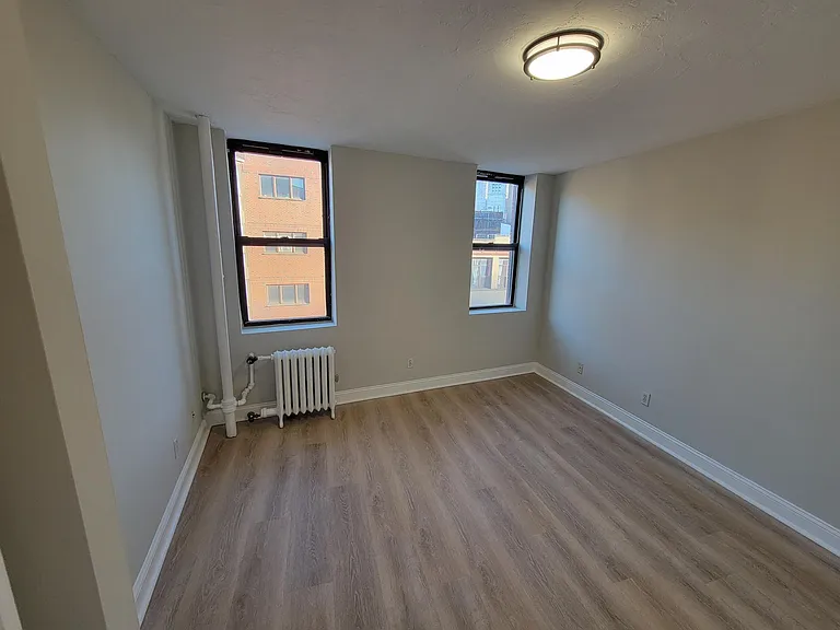 224 Hanover St #11A — Photo 15