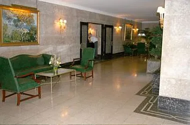 Rented by Michael K Namm Associates