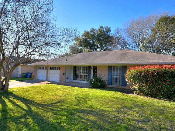 3rd image of 5902 Burnhill Dr