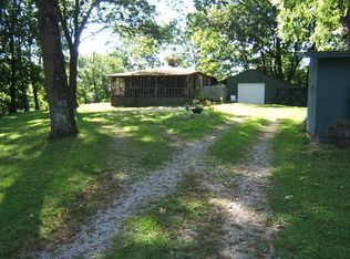 5250 Getty Ln, Salem, VA 24153