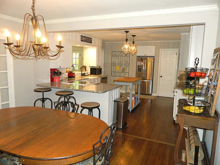 744 McClure Dr — Photo 12