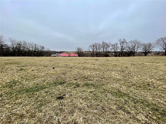 2nd image of 21253 Highway 69