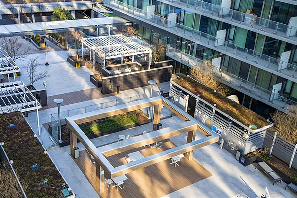 Sold by Lin Pan Realty Group LLC | media 21