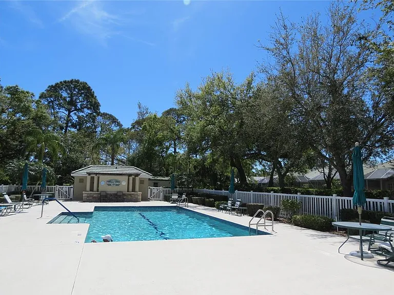 7193 W Country Club Dr N #138 — Photo 23