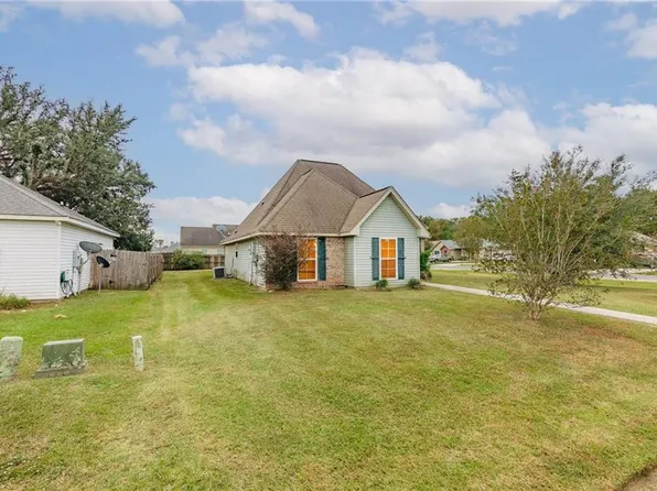 28436 Cameo Ct, Ponchatoula, LA 70454