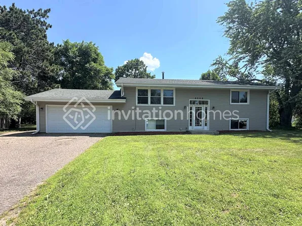 8056 Xenia Ave N, Brooklyn Park, MN 55443