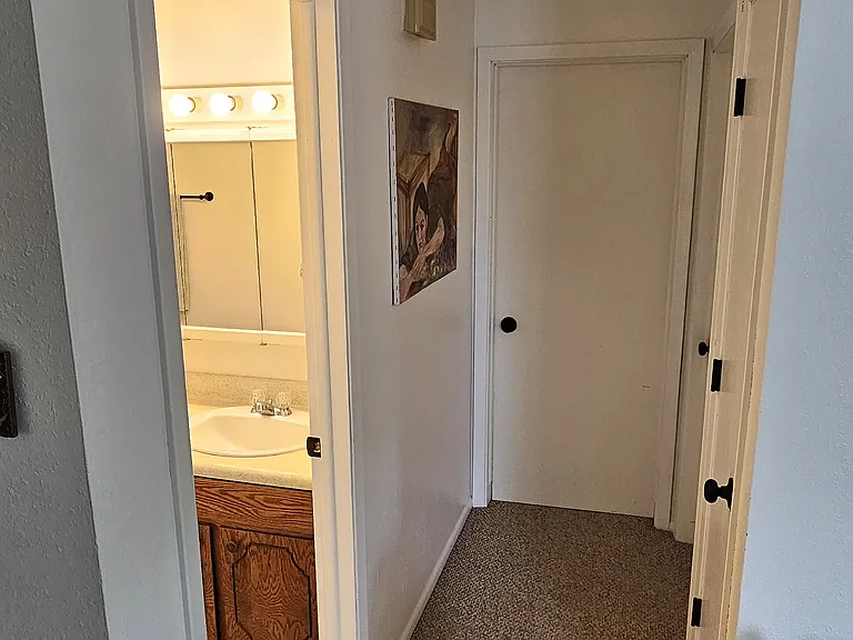 729 Halbert St #3 — Photo 6