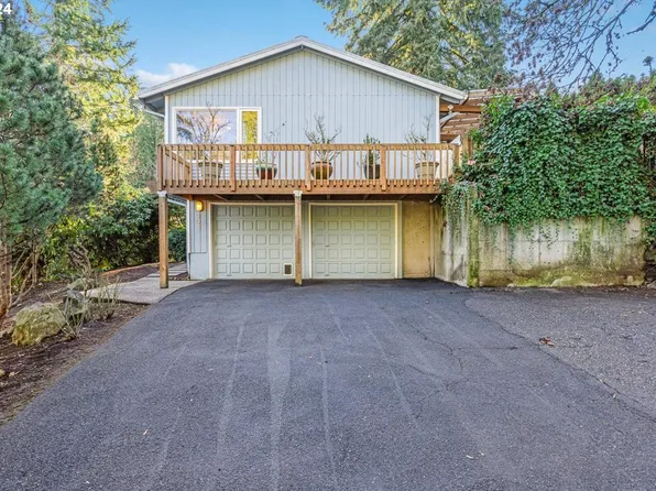 302 Laurel St, Lake Oswego, OR 97034