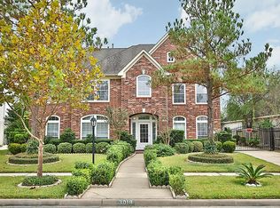 3019 Barton Dr, Pearland, TX 77584