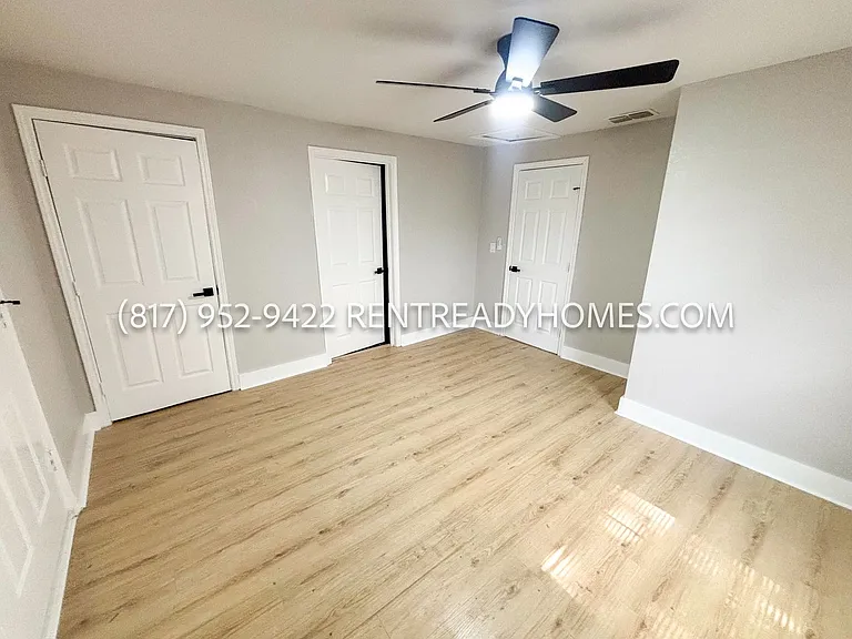 404 Oak St — Photo 11