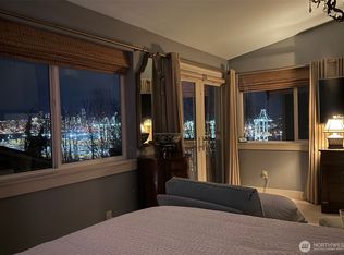 3414 33rd Ave SW, Seattle, WA 98126